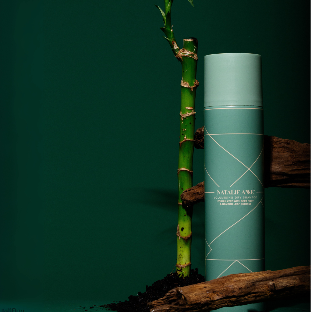 <b>UNWRAP A FREE FULL SIZE DRY SHAMPOO </b> WITH ANY BUNDLE